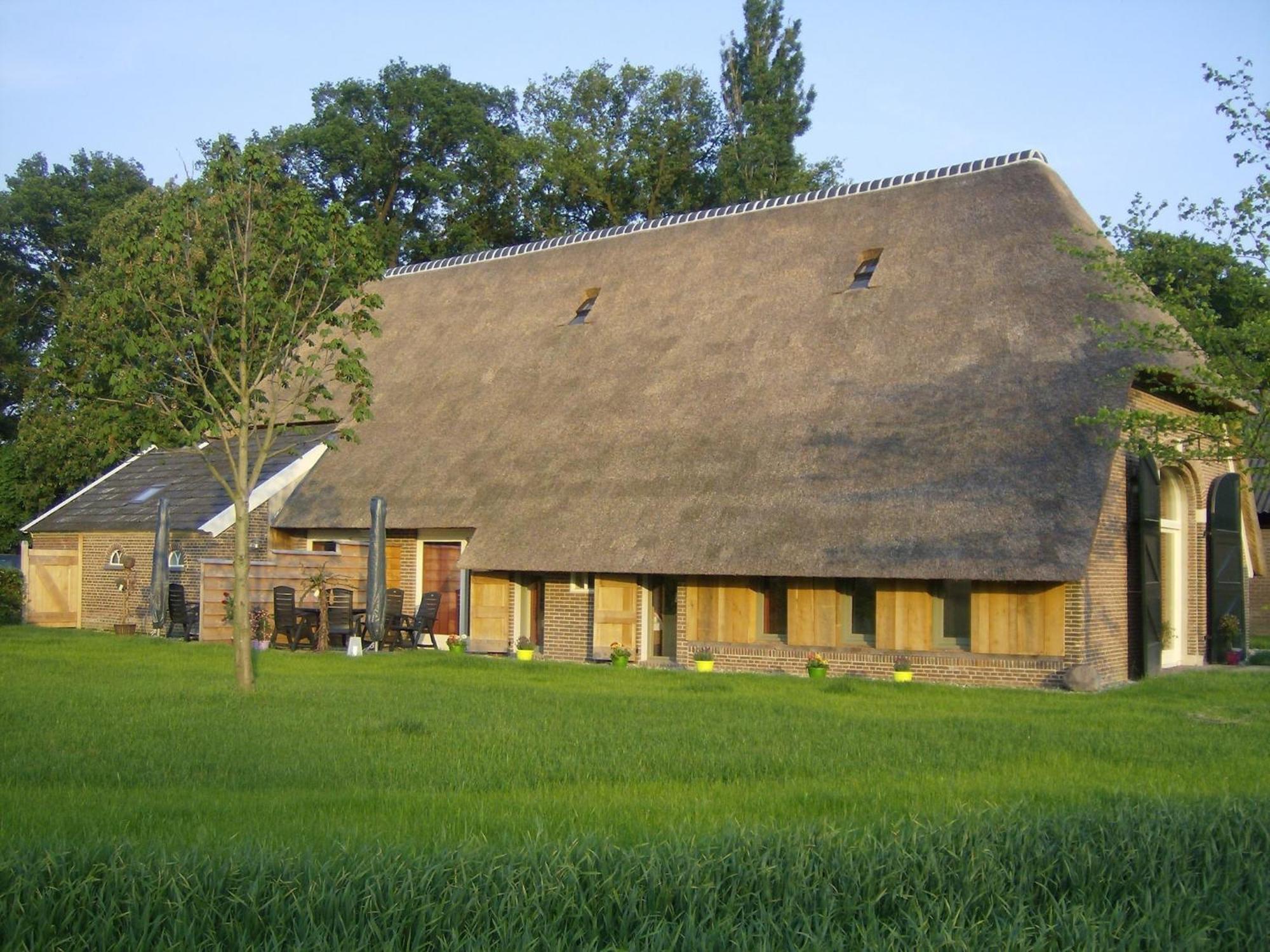 Quaint Farmhouse In Geesteren With Meadow View Exterior photo